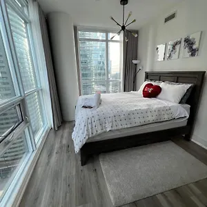 Appartement Prestigious 2-bdrm - Across From Scotiabank Arena, Toronto